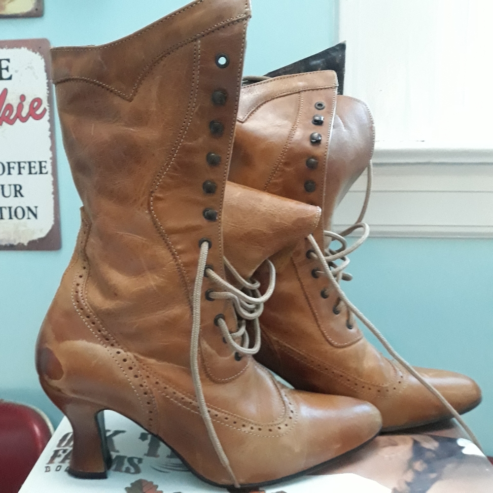 Authentic Oak Tree Farm boots